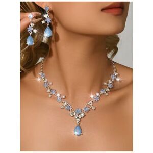 Necklace & Earring set Elegant Flower & Vine Motif with Light Blue Gemstones